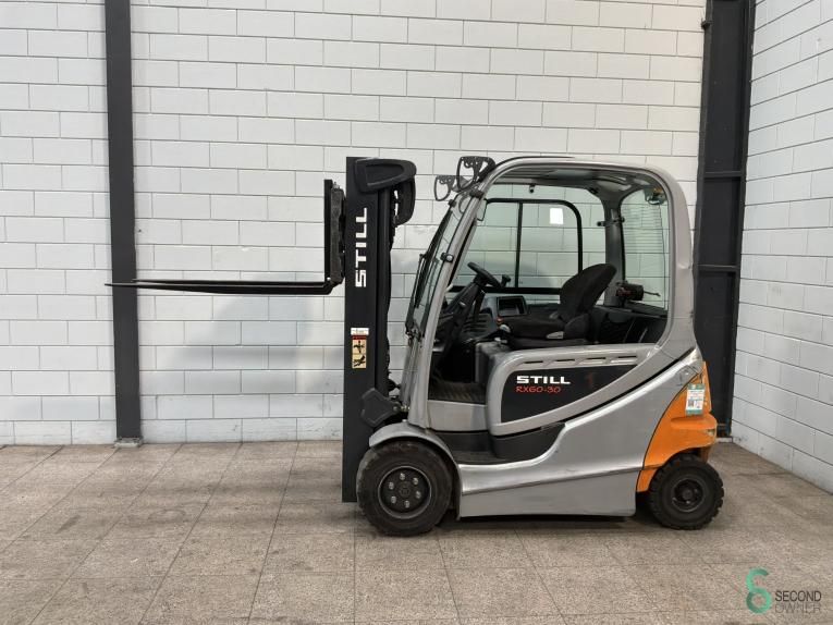 Forklifts Electric Still RX60-30 2017 Hours 4650 Triplex