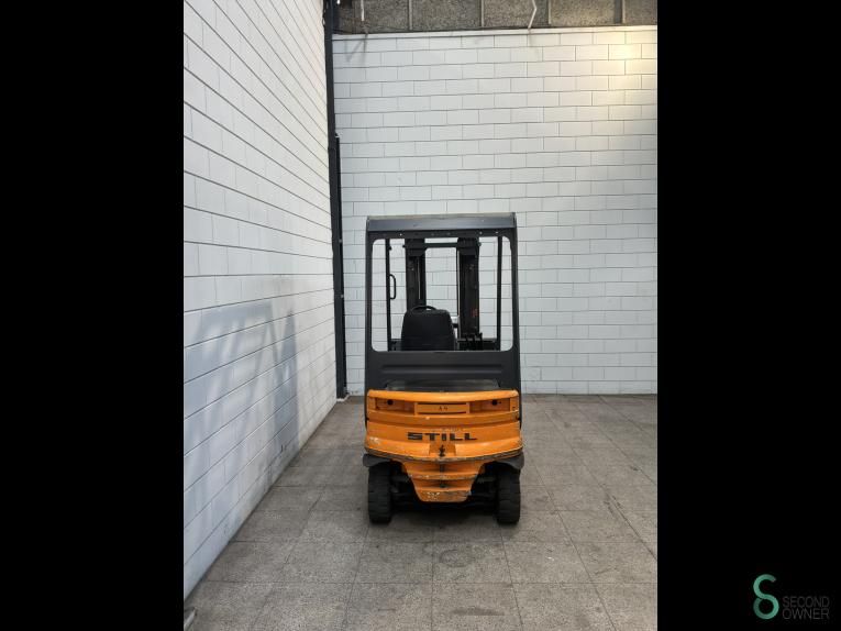 Forklifts Electric Still R60-25 2001 Batt. > 78% % Triplex