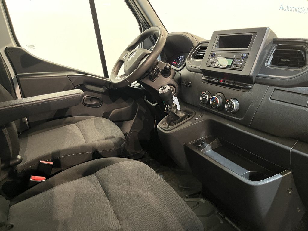 Renault Master 2.3 dCi 145 PK L3 145 PK Open Laadbak / Fassi Kraan / Euro 6 / Airco / Trekhaak / Cruise Control / 3-Zits / 24.300 KM !!
