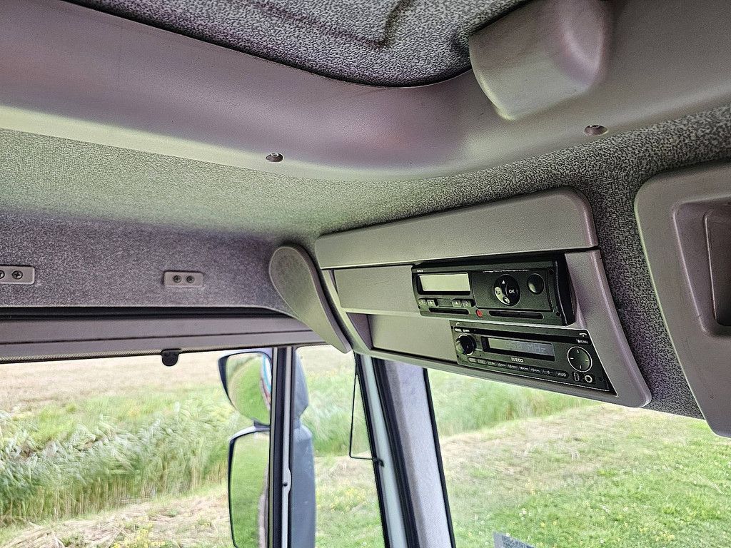 IVECO 120E25 EUROCARGO airco wb430 6 cyl