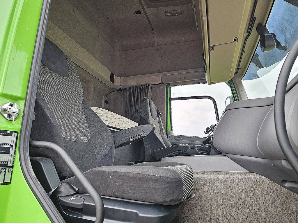 DAF CF 400