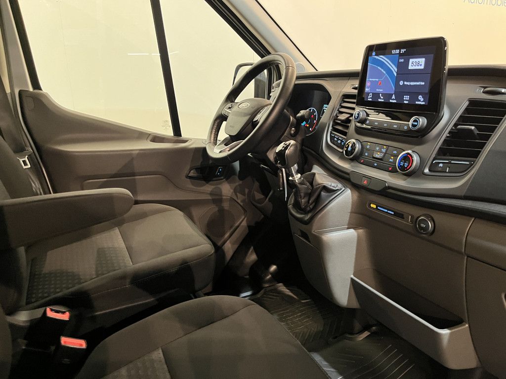 Ford Transit 350 2.0 TDCI L2H2 Trend 130 PK / Euro 6 / Airco / Cruise Control / CarPlay / PDC / Navigatie / 3-Zits