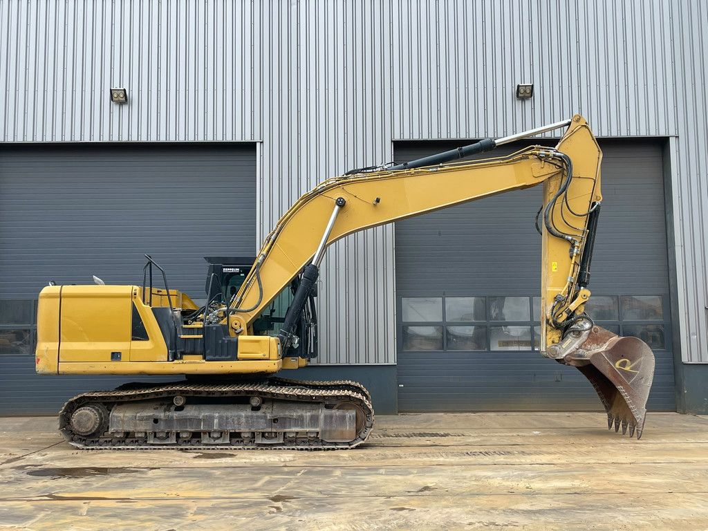 Caterpillar 330 07A