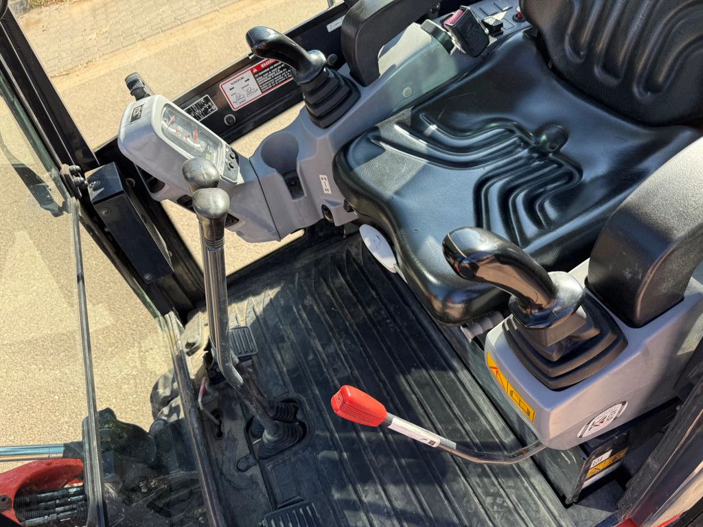 Kubota KX016-4 KX016