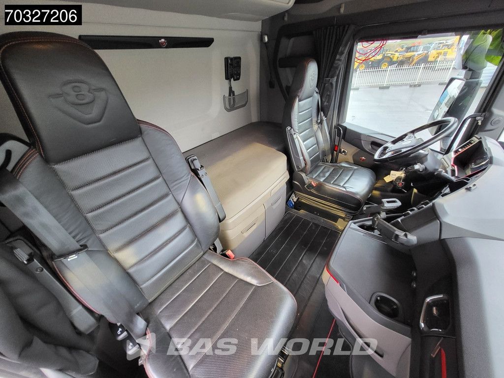 Scania S650 6X4 Retarder Full-Air 2x Tanks Standklima ACC Leather Navi