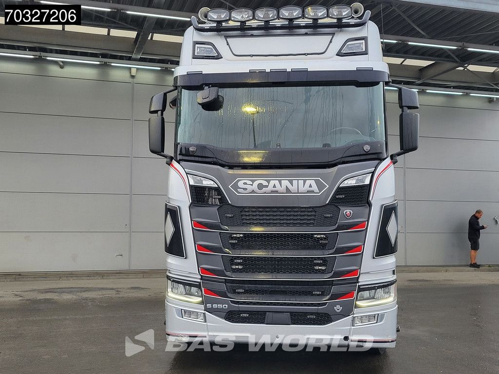 Scania S650 6X4 Retarder Full-Air 2x Tanks Standklima ACC Leather Navi