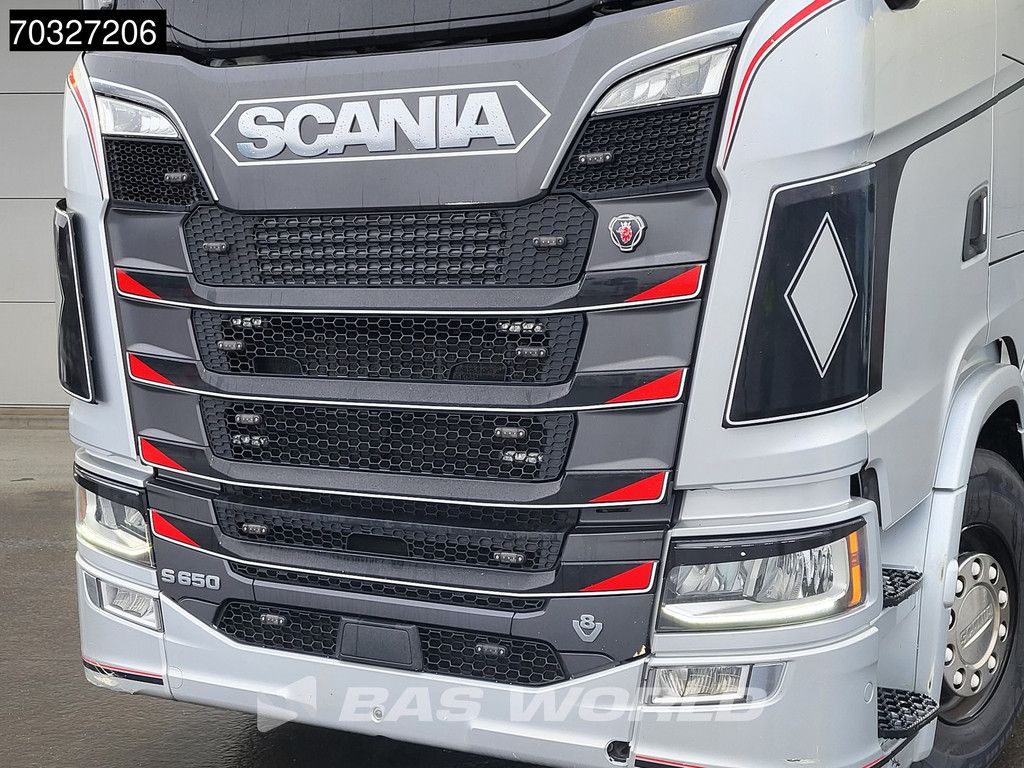 Scania S650 6X4 Retarder Full-Air 2x Tanks Standklima ACC Leather Navi
