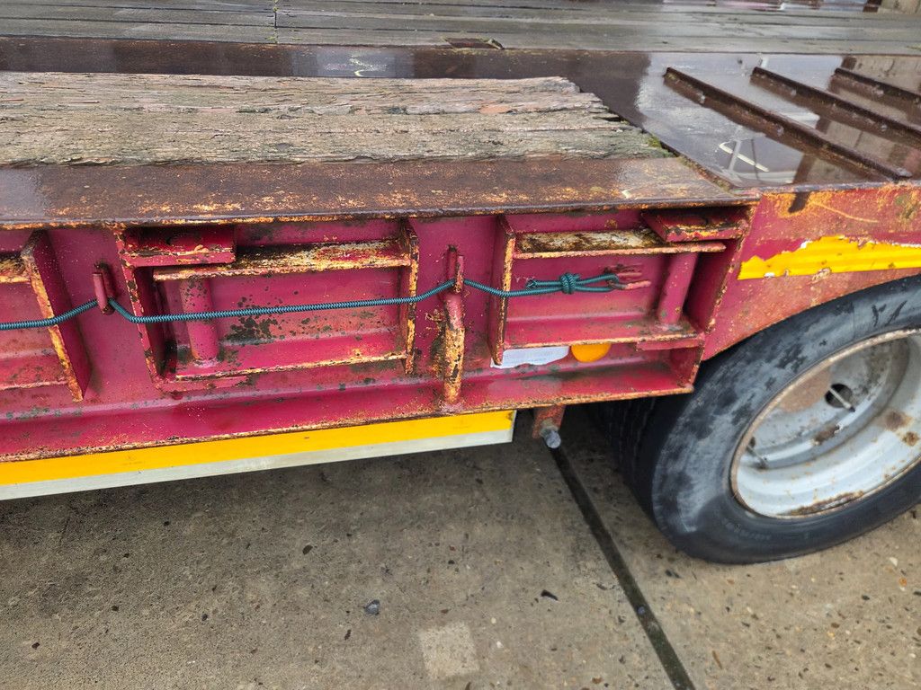 Gheysen en Verpoort 4as hydro rampen ,verbreders 40 ton 860 laadvloer