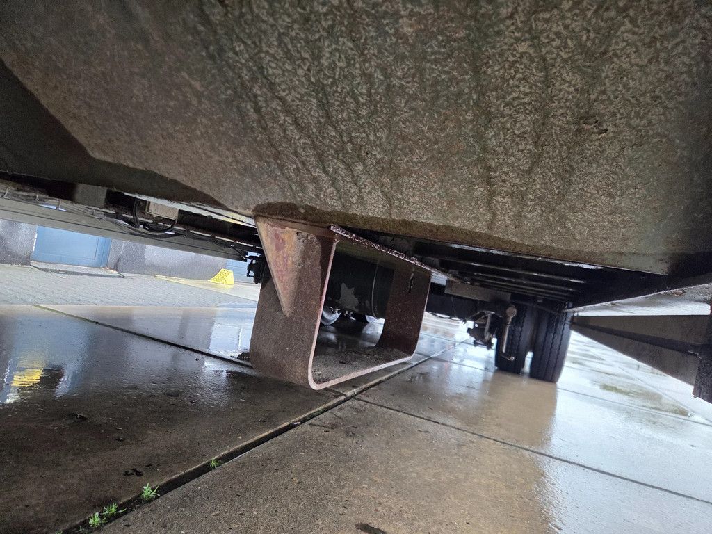 Gheysen en Verpoort 4as hydro rampen ,verbreders 40 ton 860 laadvloer