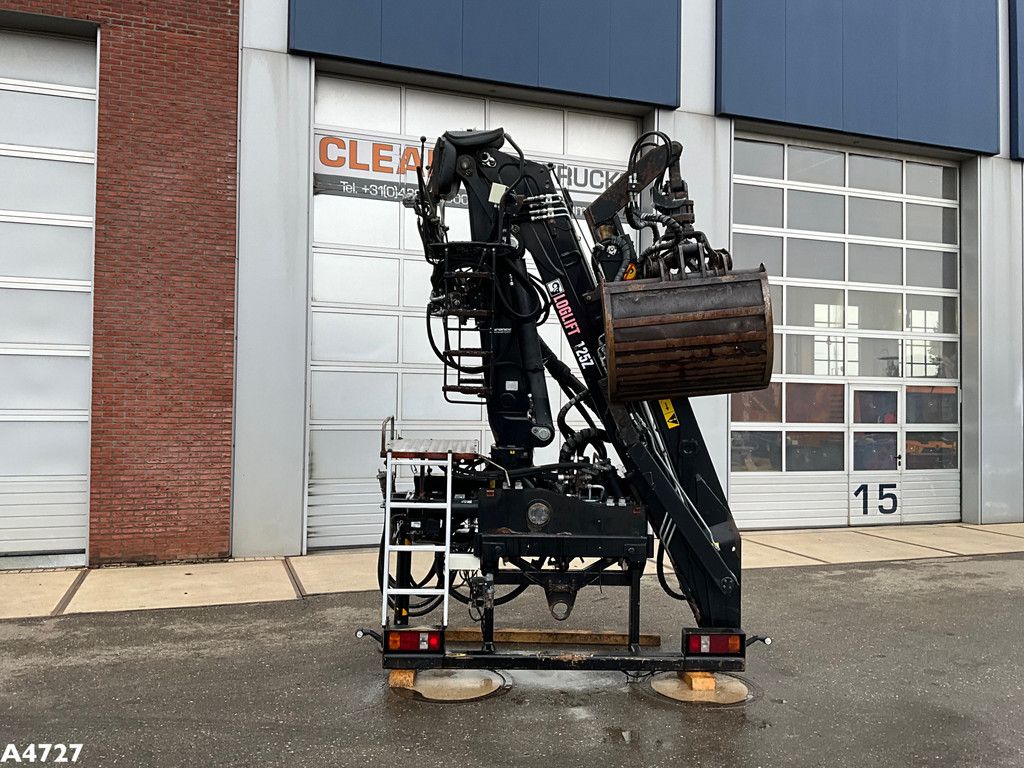 Hiab Loglift 12 Tonmeter Z-kraan