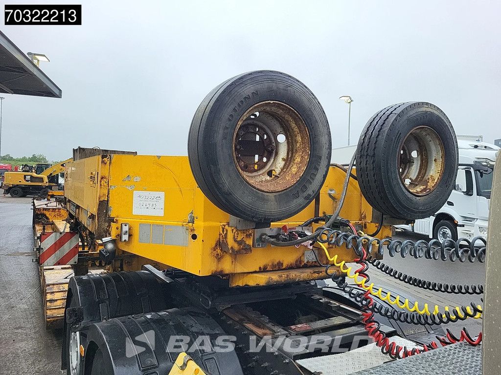 Goldhofer STZ-VKL-3-35/80A Extendable Gooseneck