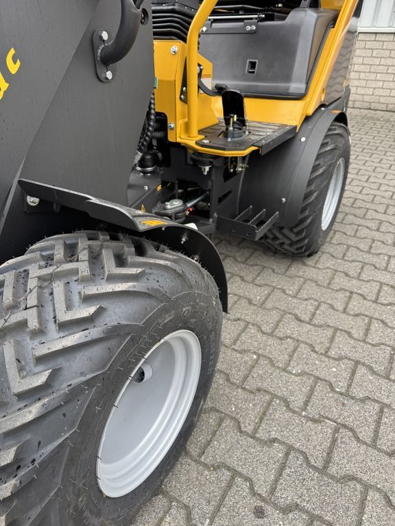 Eurotrac w11 shovel loader miniloader