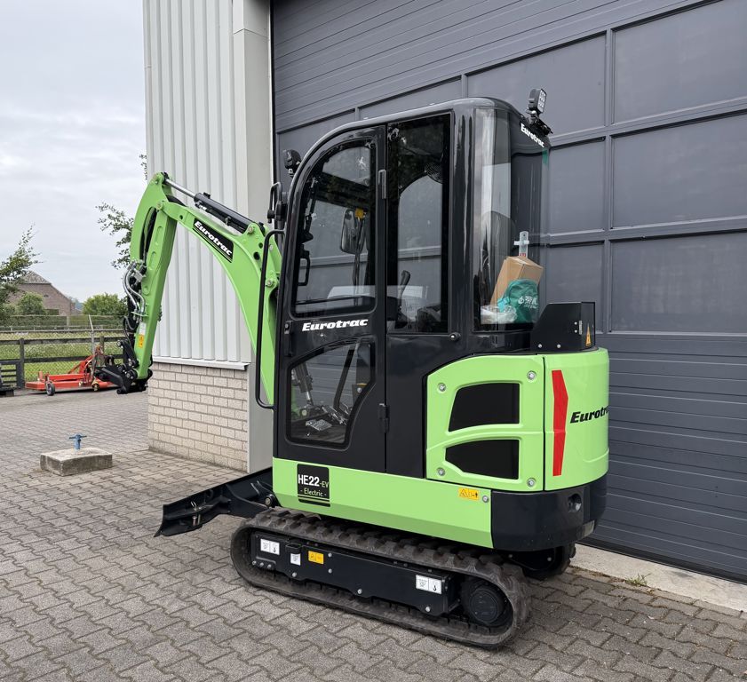 Eurotrac HE22-EV minigraver