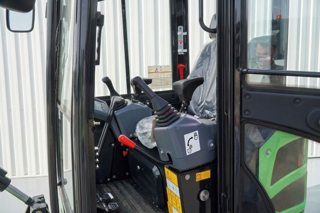 Eurotrac HE22-EV minigraver