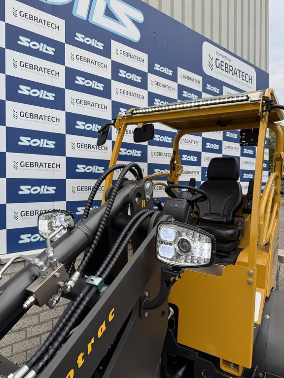Eurotrac w12 €325 p/mnd. loader shovel minishovel