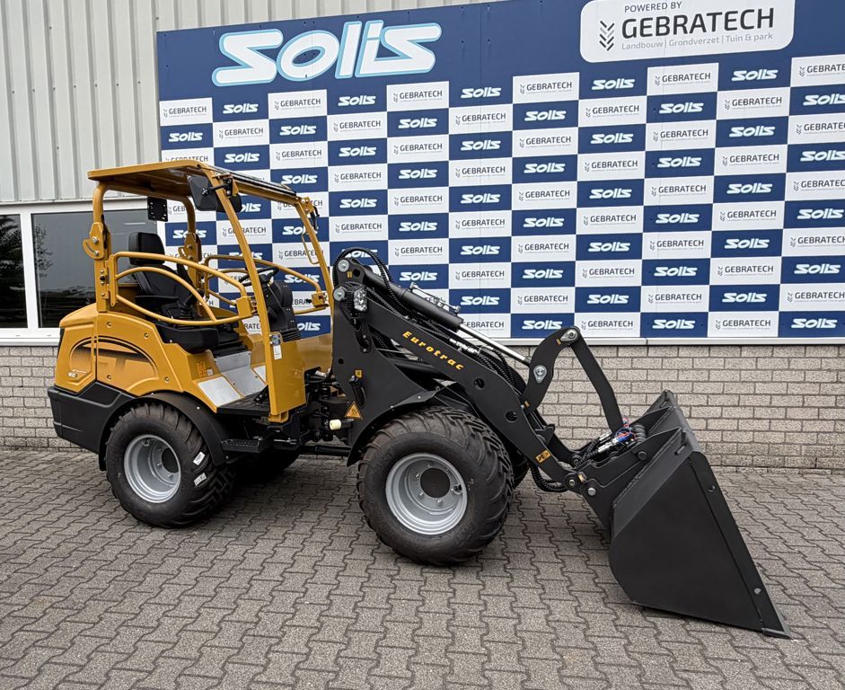 Eurotrac w12 €325 p/mnd. loader shovel minishovel
