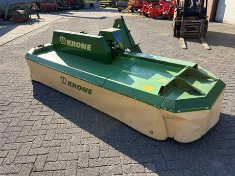 Gebruikte KRONE Easycut 32P schotelmaaier met werkbreedte 3 M