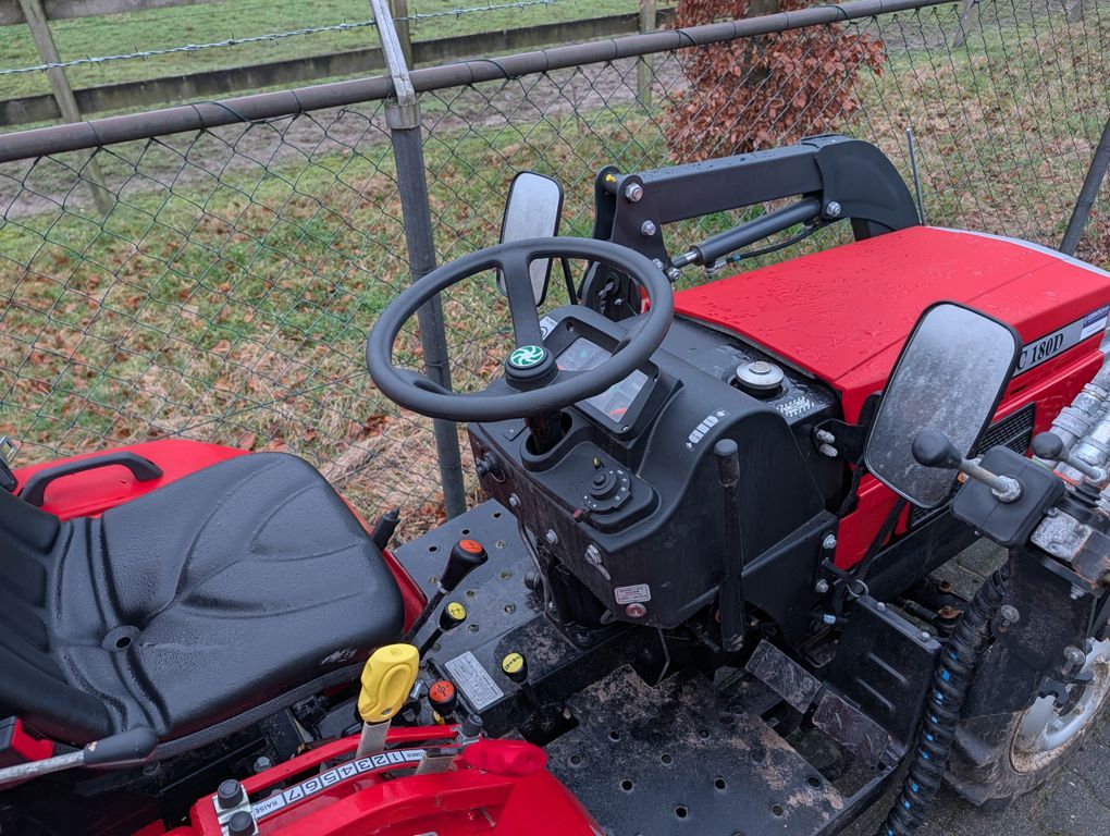 Fieldtrac D18 & Tenias frontlader