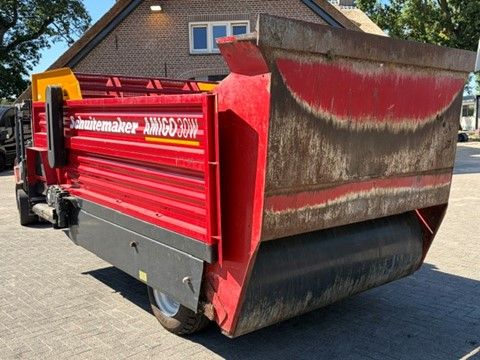 Gebruikte SCHUITEMAKER Amigo 30W blokkendoseerwagen afvoerband