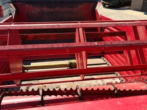 Gebruikte SCHUITEMAKER Amigo 30W blokkendoseerwagen afvoerband