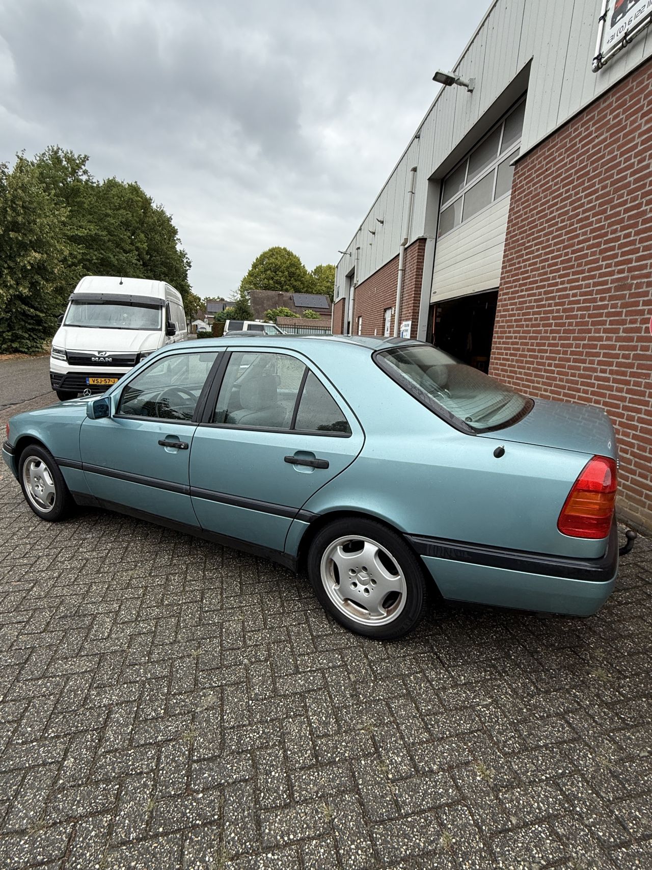 Mercedes c220