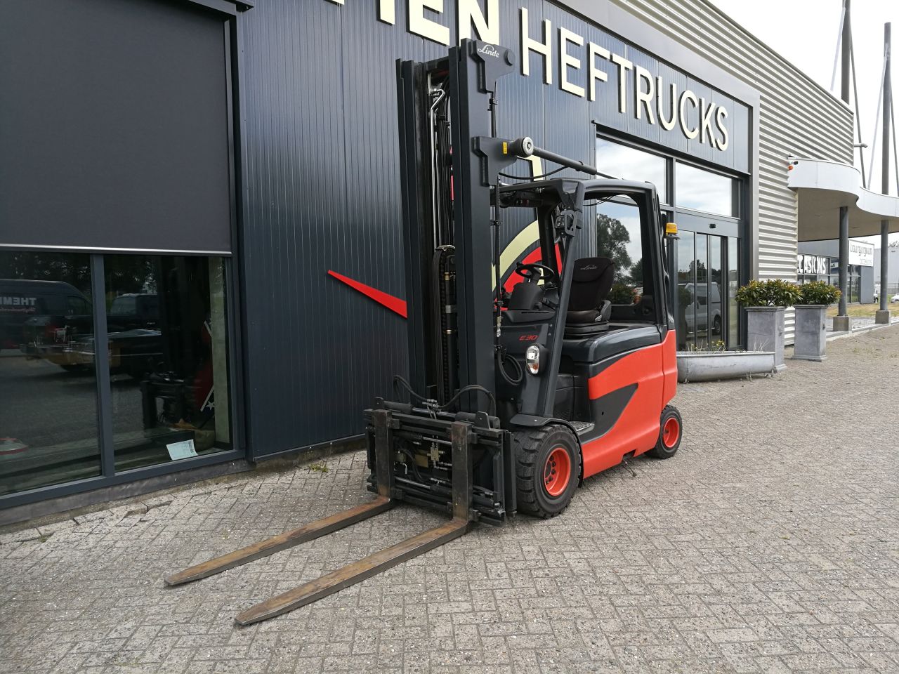 Linde E30/600HL