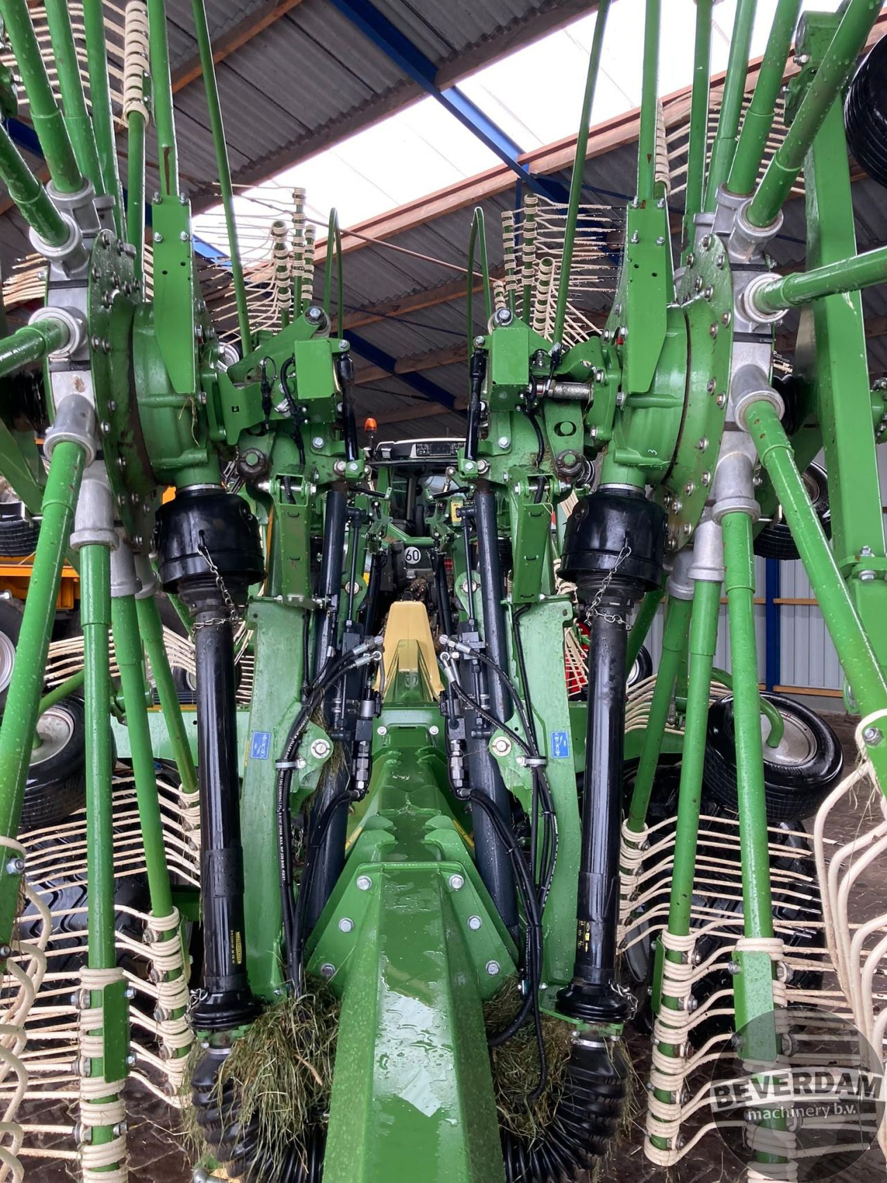 Krone Swadro TC1370