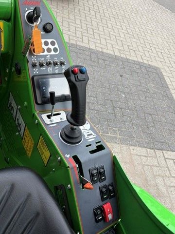 Nieuwe AVANT 640i kniklader met gewicht van 1760 kgs