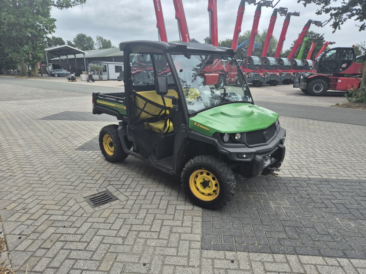 Gebruikte JOHN DEERE Gator XUV 865M terreinwagen