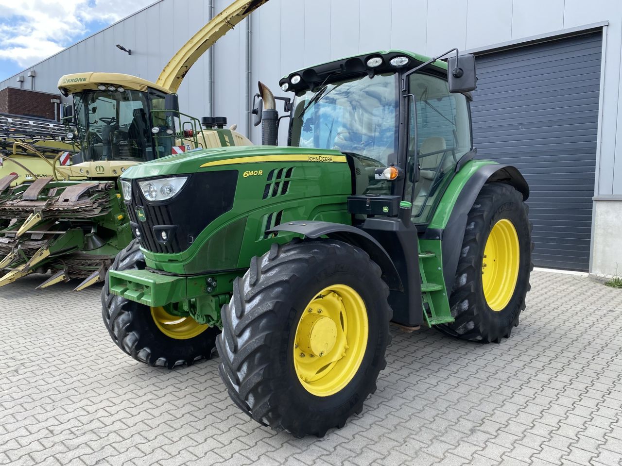 John Deere 6140R