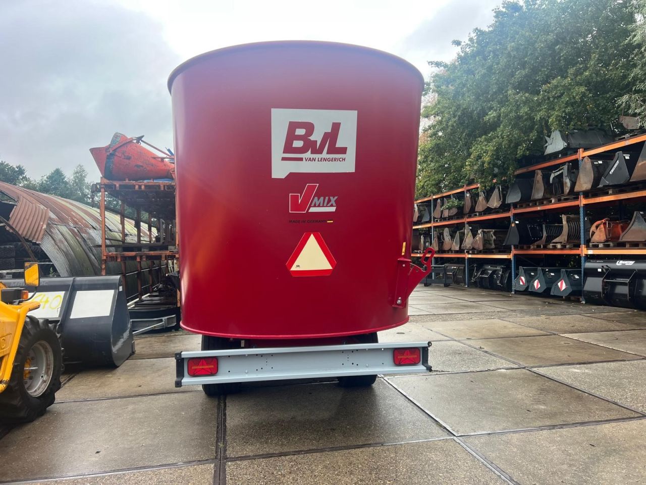 Gebruikte BVL Vmix plus 24-2S voermengwagen 24 m3