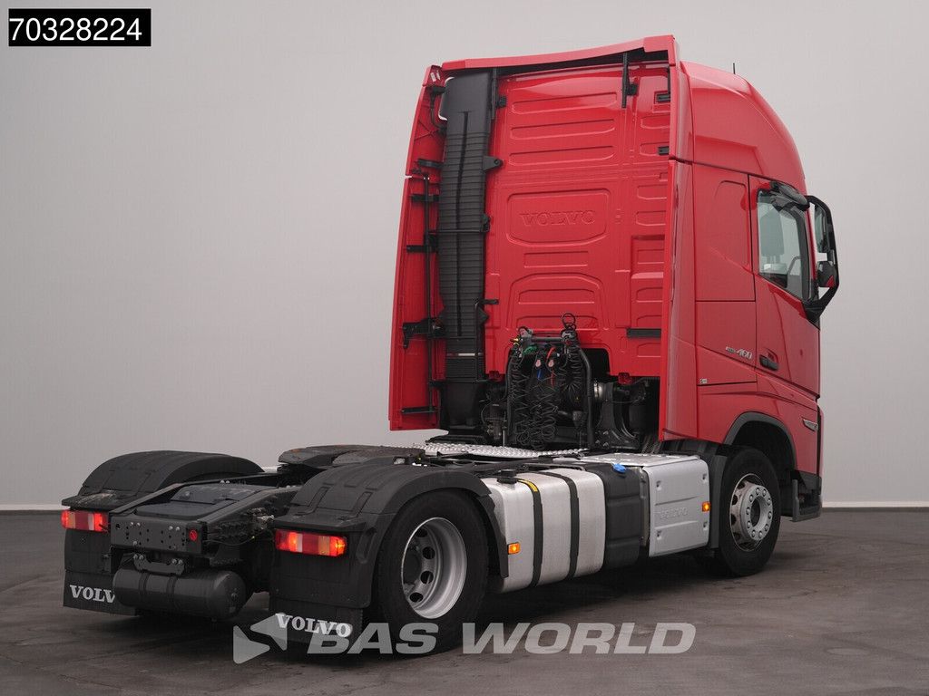Volvo FH 460 4X2 XL 2x Tanks Navi ACC