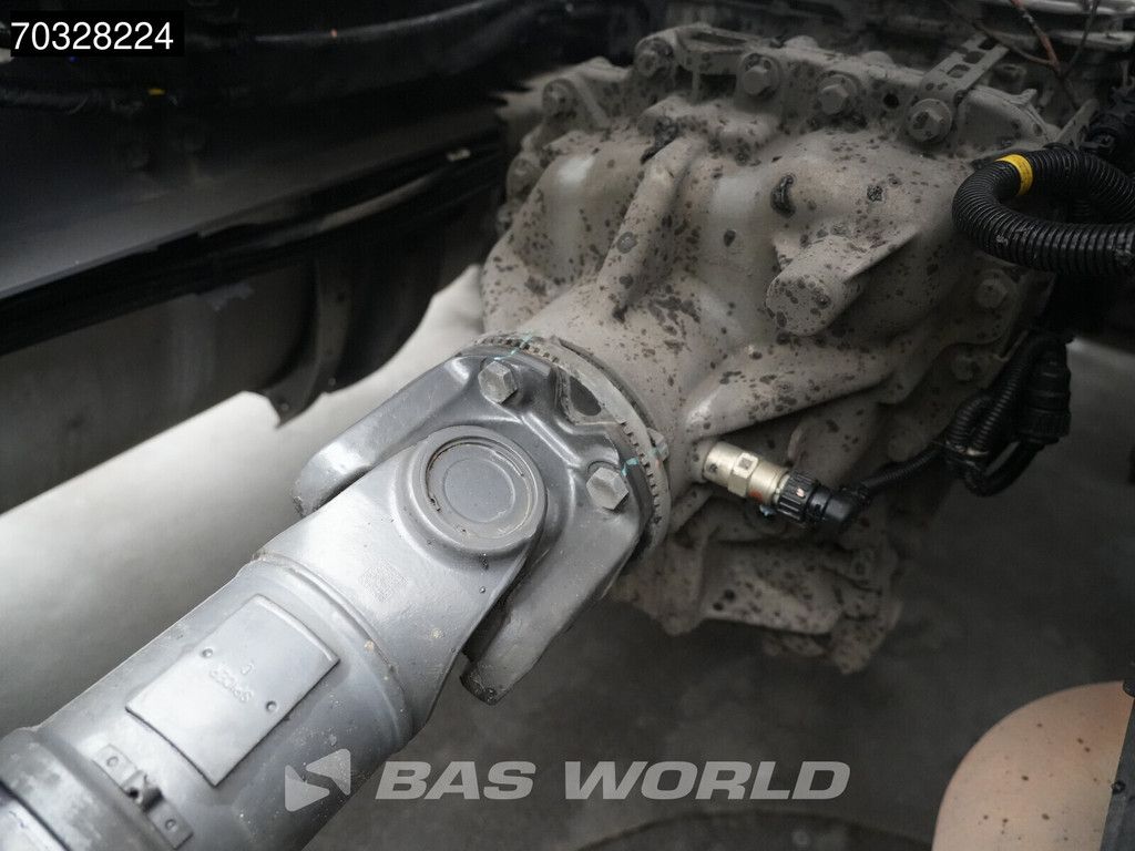 Volvo FH 460 4X2 XL 2x Tanks Navi ACC