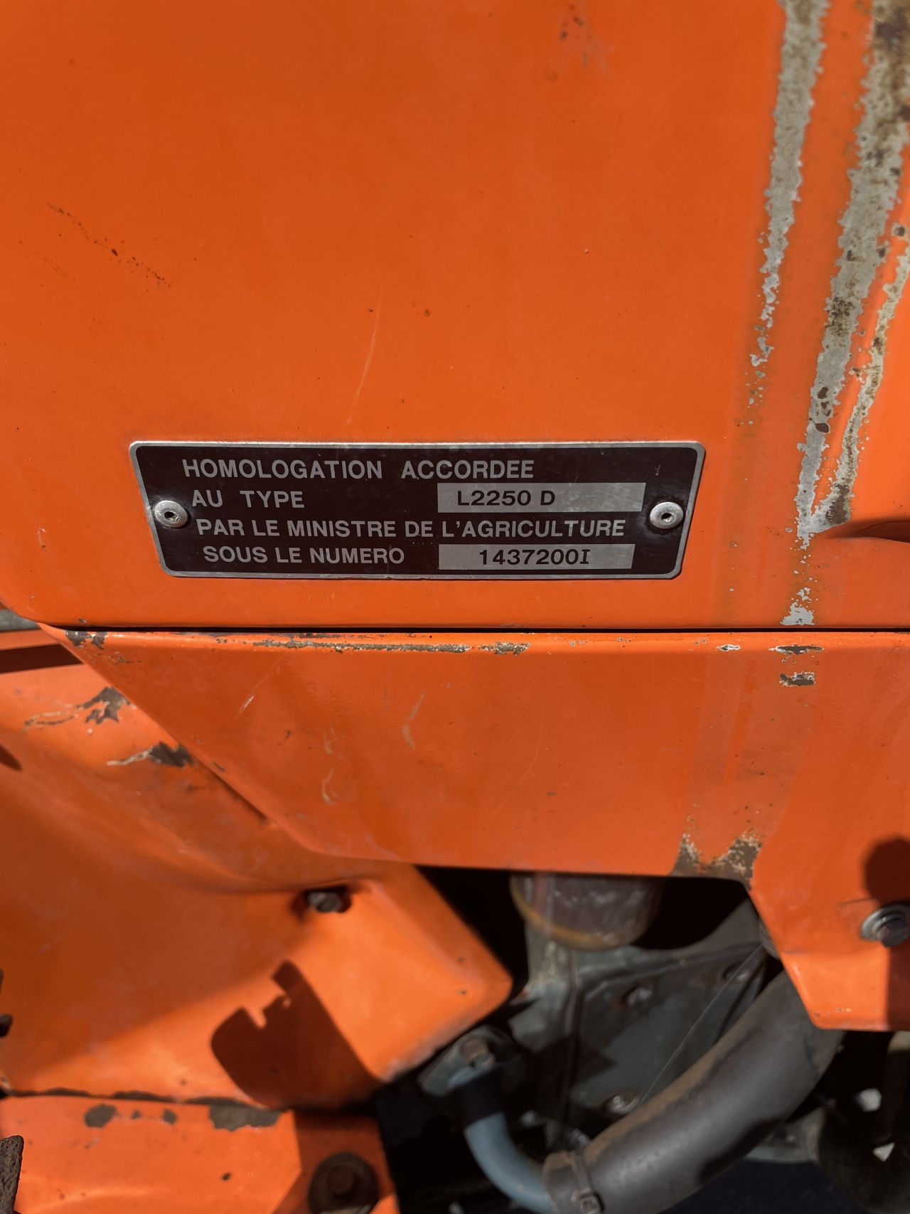 Kubota L2250 tractor 4wd