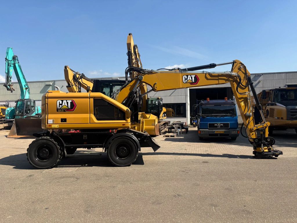 Caterpillar M317 Next gen
