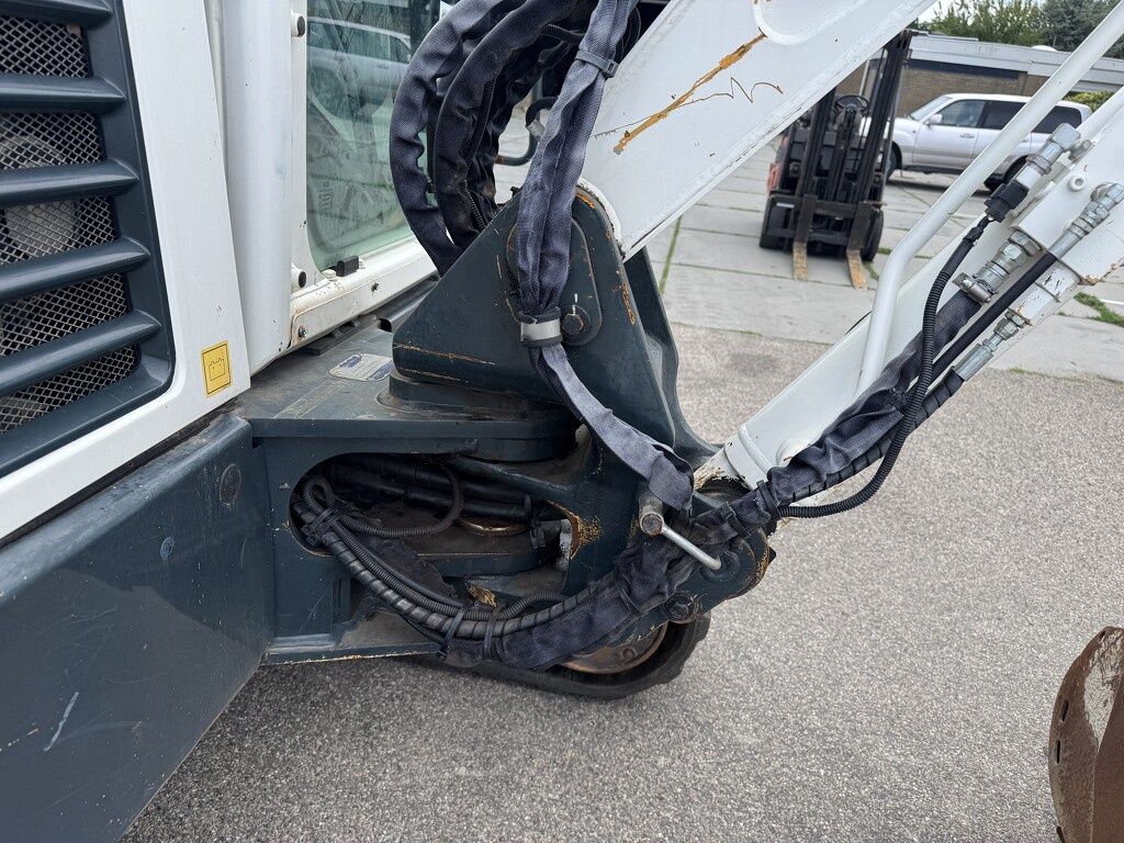 Huyndai ROBEX 60CR-9A