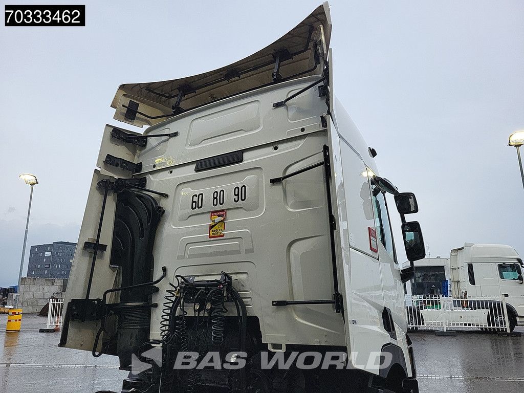 Renault T T 440 4X2 SleeperCab LED