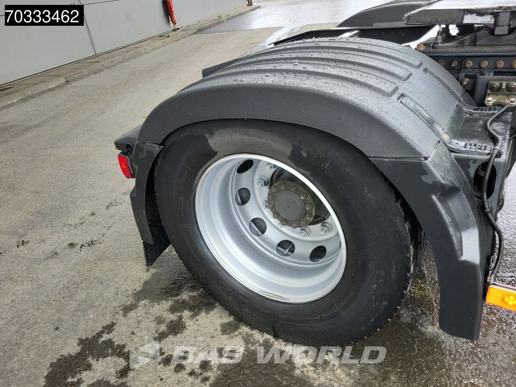 Renault T T 440 4X2 SleeperCab LED