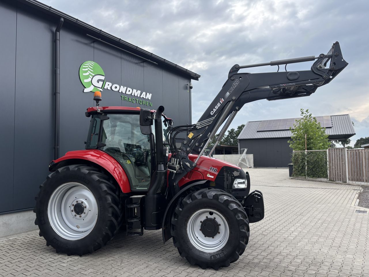Case Luxxum 110