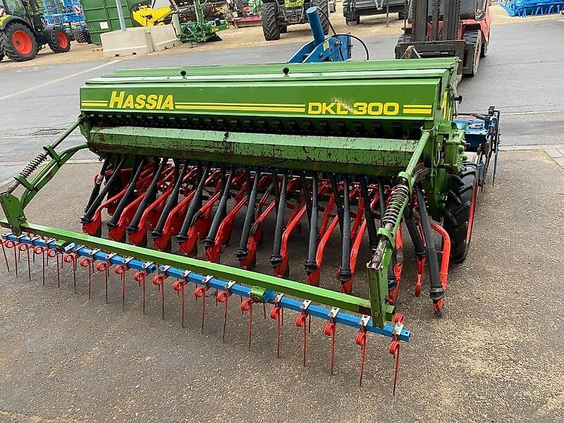 Hassia DKL-300/2S auf Rabe PKE 300