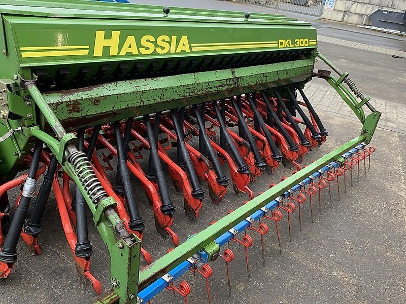 Hassia DKL-300/2S auf Rabe PKE 300