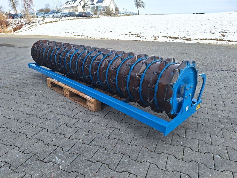 Lemken Trapezpacker 300/150