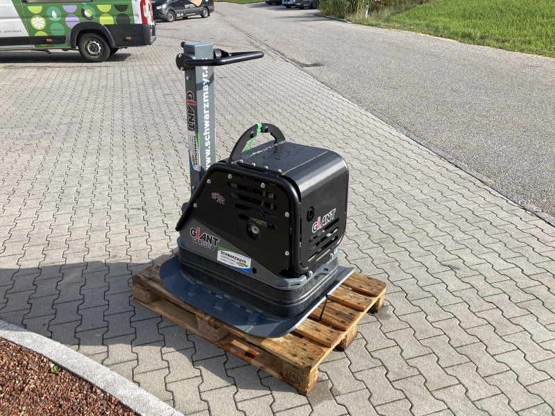 Giant GPR5575D Rüttelplatte