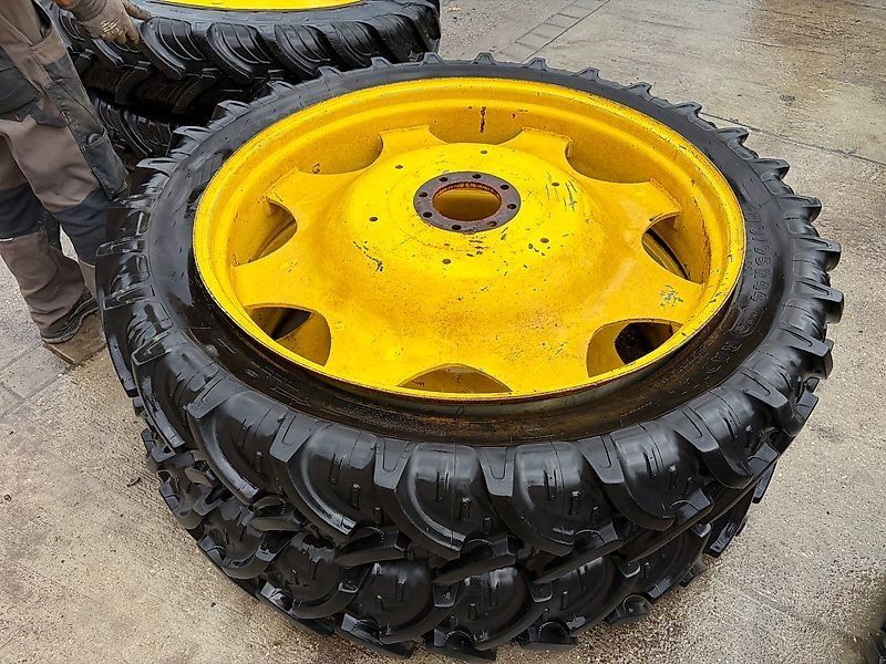 John Deere 270/95R44 Pflegeräder