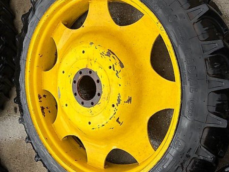 John Deere 270/95R44 Pflegeräder