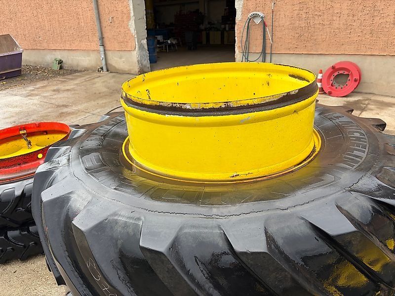 John Deere Zwillingsräder 600/70R30 an 30 Zoll