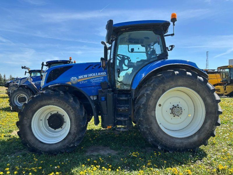 New Holland T7.210