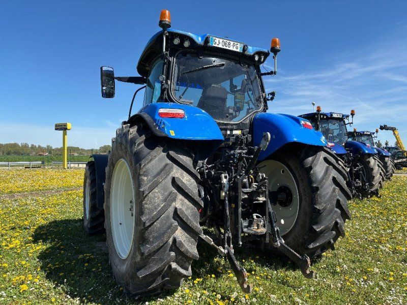 New Holland T7.210
