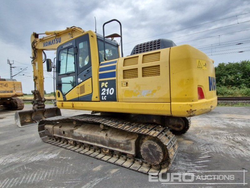 Komatsu PC210LC-10