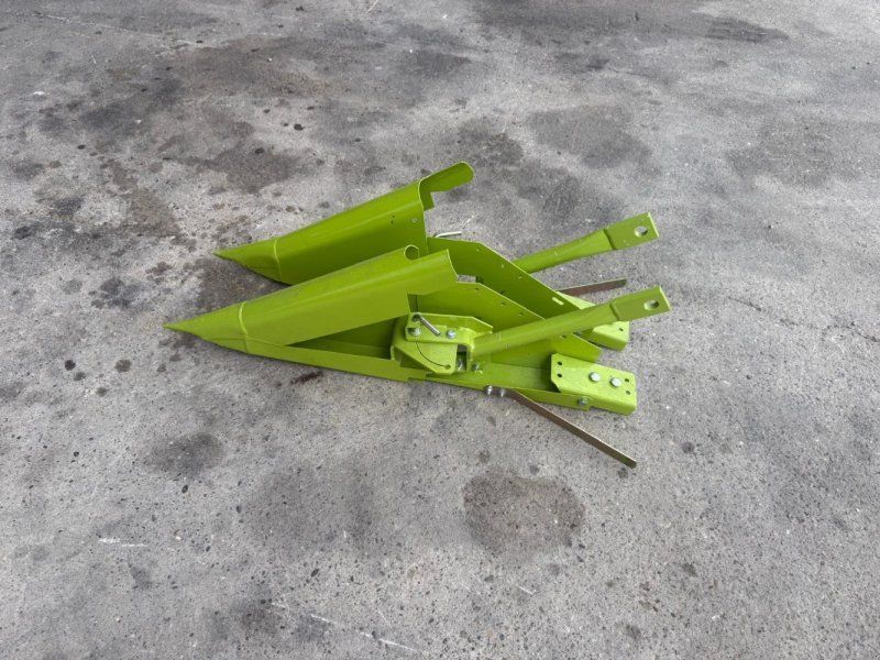 Claas und andere Marken: Rapsschneidwerke / Halmer,